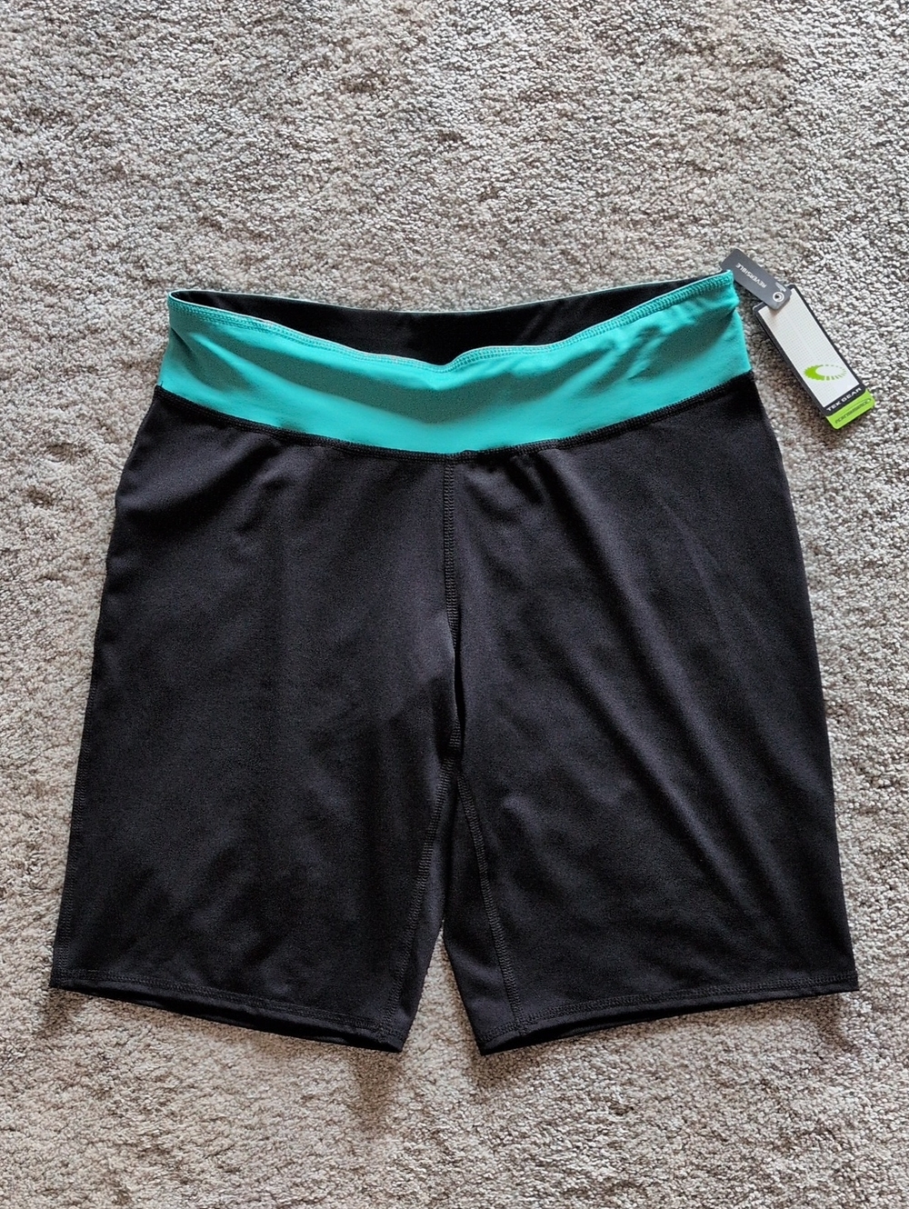 NWT Tek Gear Black Reversible Bike Shorts Size Medium